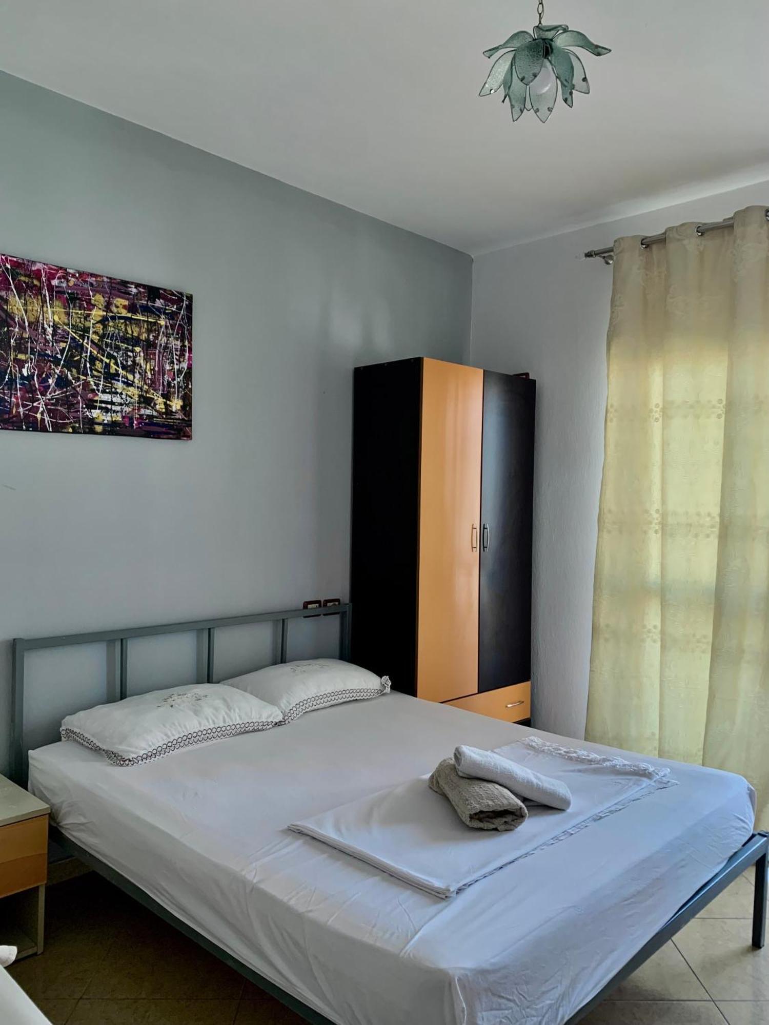 Serenade Beach Durrës Habitación foto