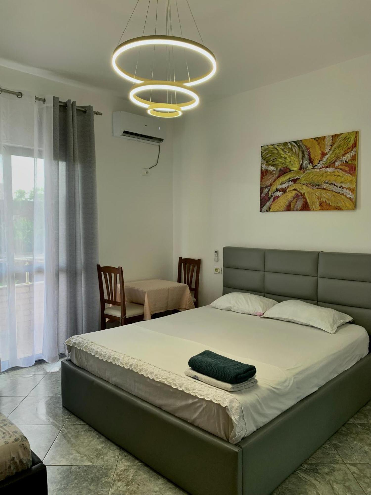 Serenade Beach Durrës Exterior foto