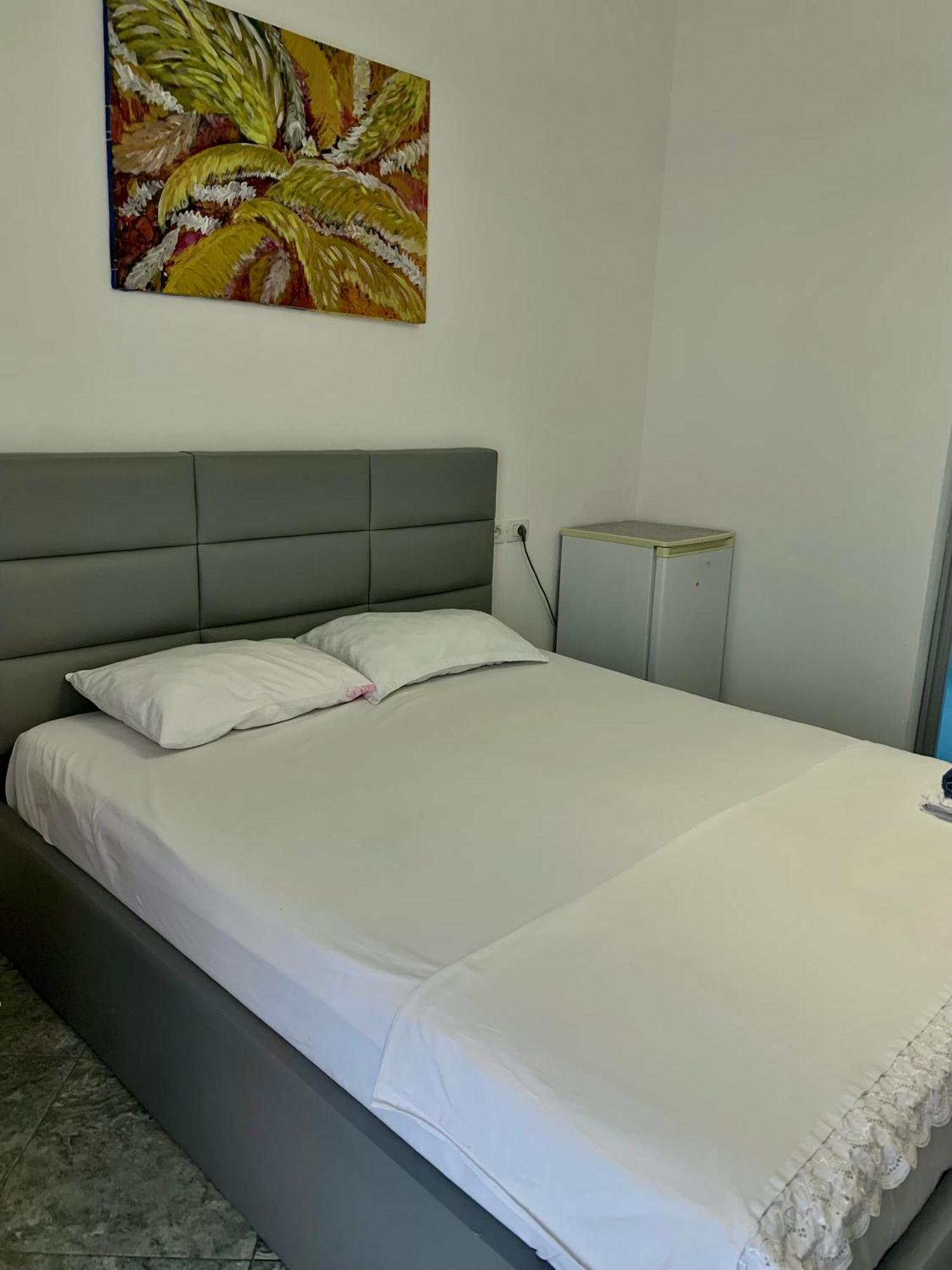 Serenade Beach Durrës Exterior foto