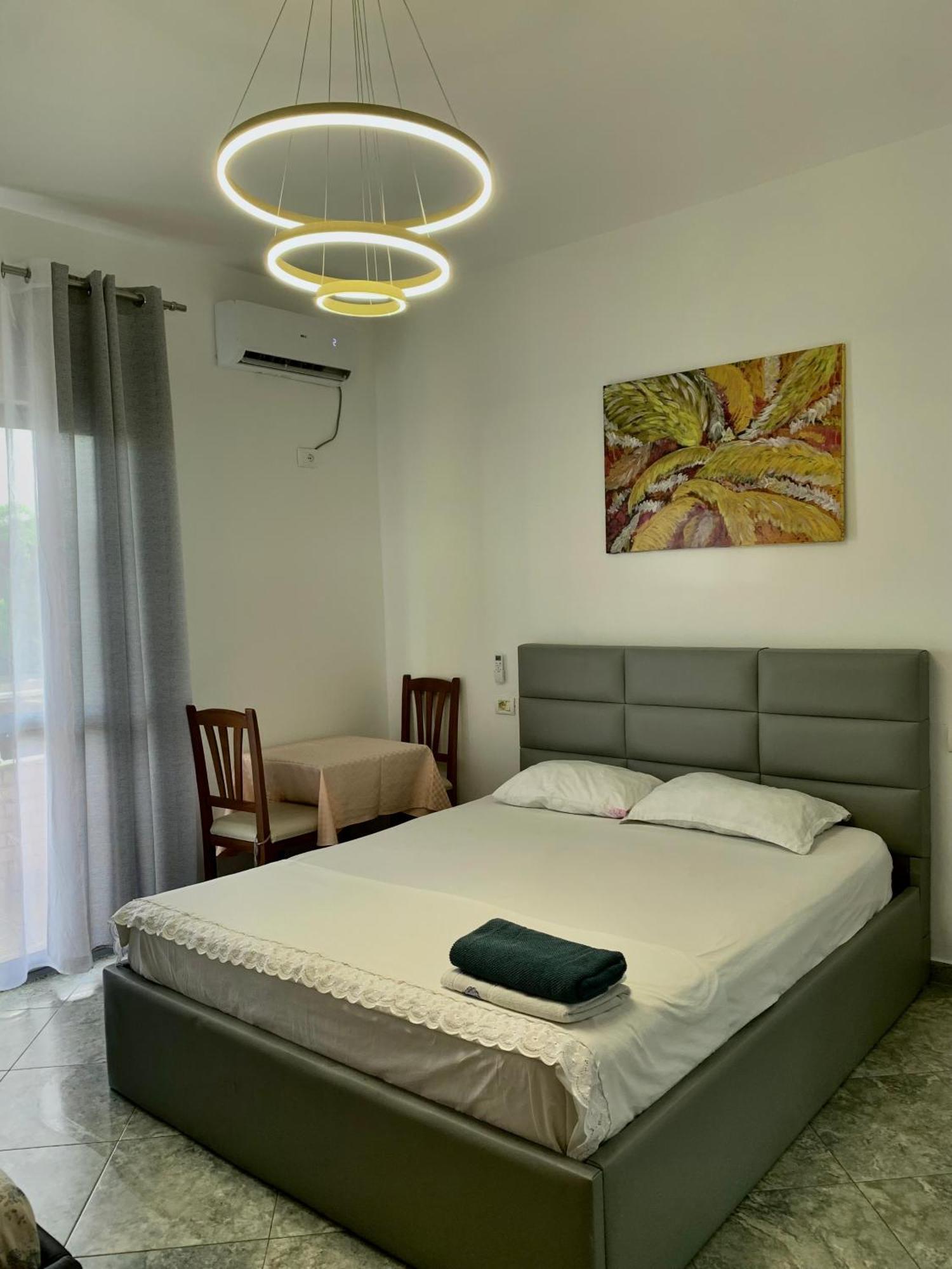 Serenade Beach Durrës Exterior foto